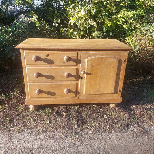 Antique English Lincolnshire Pine Sideboard Base