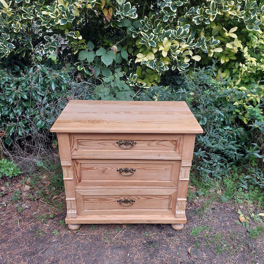 Small Antique Pine Chest of Drawers with 3 Drawers