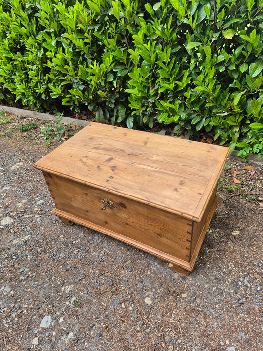Antique Flat Top Blanket Box, Coffee Table, Storage