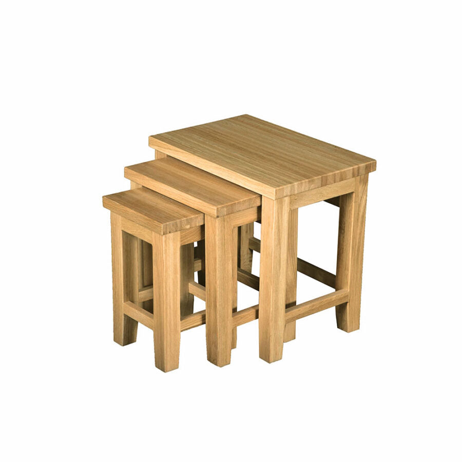 oak_nest_of_tables